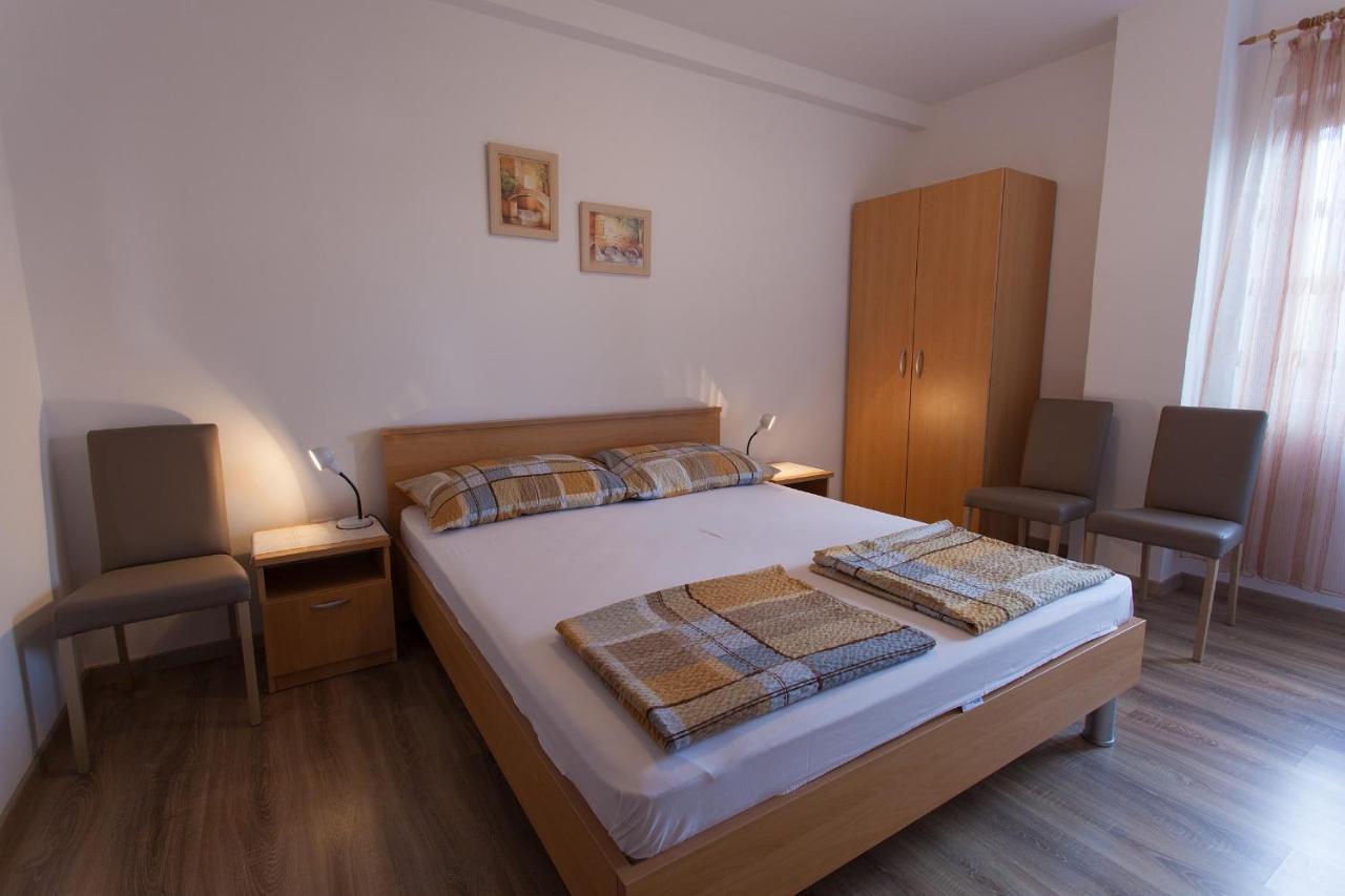 Apartments Ljerka マリンスカ エクステリア 写真